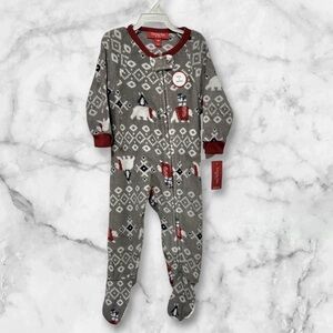 Macy's‎ Holiday Winter Fleece Baby/Toddler Footed Pajama. NWT.